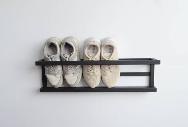 Metal Wall Mounted Shoe Rack, Floating Entryway Organizer - image 1