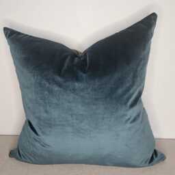 Gp & J Baker Royal Garden Velvet Jewel Fabric Cushion Cover 43x43 cm - thumbnail 3