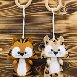 Safari Felt Baby Play Gym Toys Handmade Nursery Decor Animals - thumbnail 3