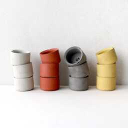 Minimalist Round Concrete Planter - Succulent & Cactus Pot - thumbnail 3