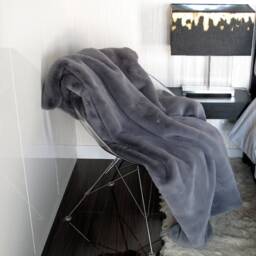 Luxury Richmond Slate Faux Fur Throw Blanket - Soft Grey Bedspread - thumbnail 4