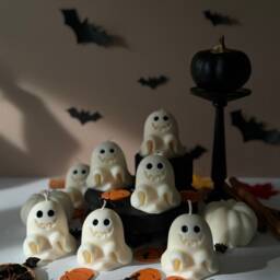Handmade Ghost Soy Wax Candles Spooky Halloween Decor - thumbnail 3