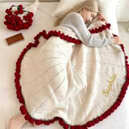 Personalized Crochet Rose Bouquet Blanket , Custom Embroidered Blanket, Valentine's Day Gift - thumbnail 2