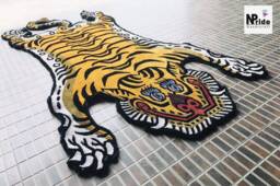 Tibetan Tiger Gold Silk Rug Handknotted 3 Sizes Nepal - Buddhist Luxury Animal Print Carpet - thumbnail 1