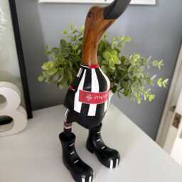 Grimsby Town Fc - Hand-Painted Wooden Duck - 2025-2026 Design Approx. 25cm - thumbnail 2