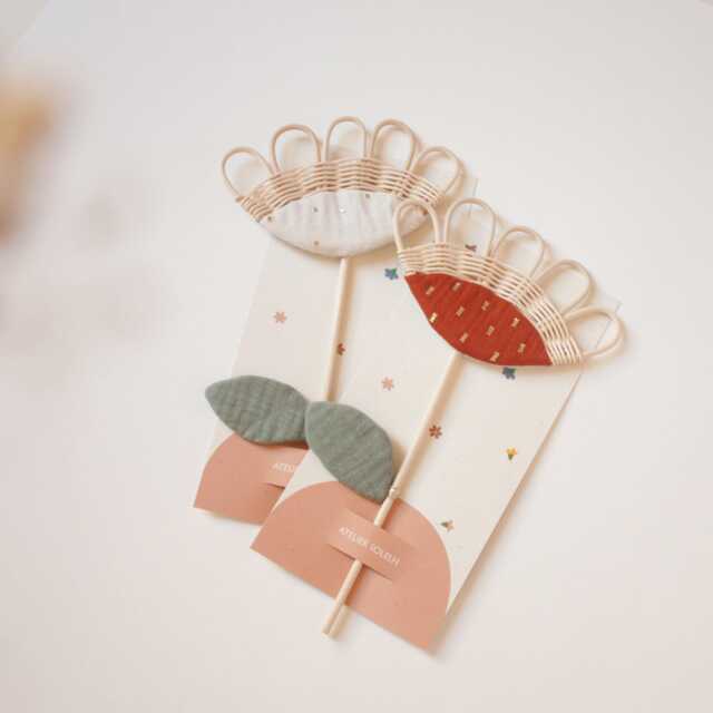 Small Colchicum Flower Rattan Flower Wall Decoration - For Children's & Baby's Room - image 1