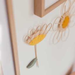 Small Colchicum Flower Rattan Flower Wall Decoration - For Children's & Baby's Room - thumbnail 2