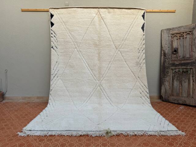 Handknotted Beni Ourain Rug 6.9 X 10.4 Ft Moroccan Lamb Wool Rug - image 1