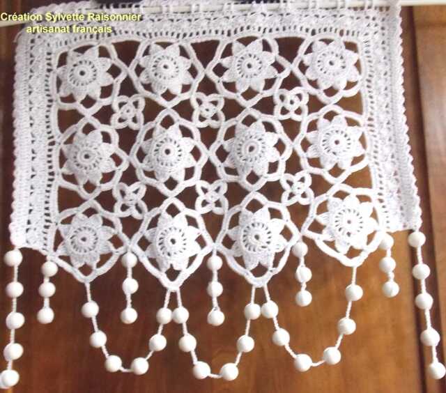 Crochet Hand Brise - French Craftsmanship, Created By Sylvette Raisonnier, Small Beaded Star Pattern - image 1