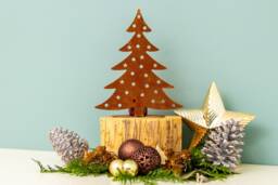 Metal Christmas Tree - Spring Decoration Patina Gift Idea Festive