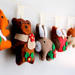 Felt Christmas Garland Woodland Animal Ornaments, Set Of 8 - thumbnail 3