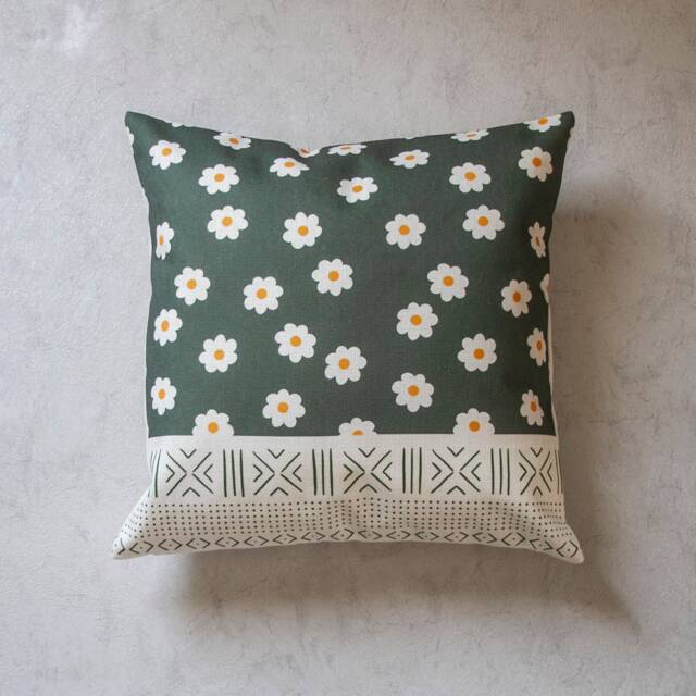 Daisy Pillow Cover, Floral Aztec Throw Pillow, Green Decorative Tropical Planet Cushion - image 1