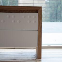 Mid Century Bedside Table in Solid Oak & White With Two Decorated Drawers - thumbnail 2