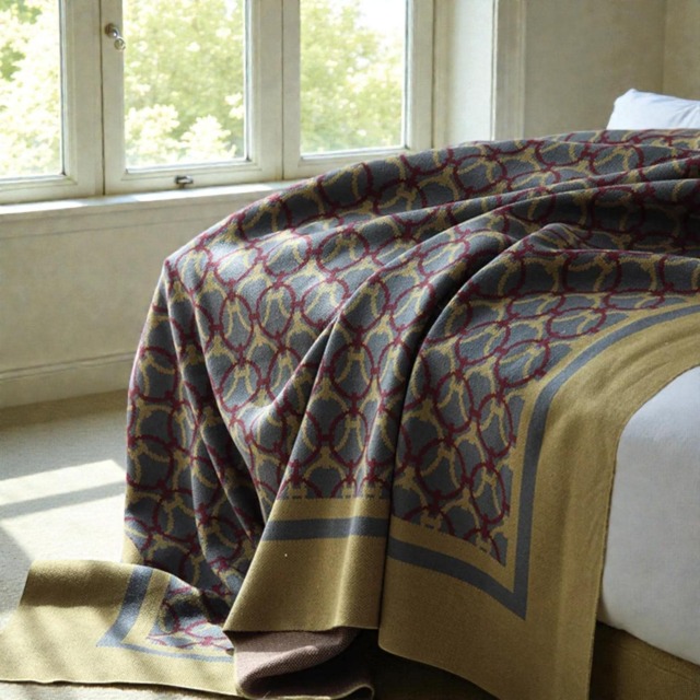 Knitted Throw Blanket Retro Geometric Pattern Sofa & Bed Cover - image 1