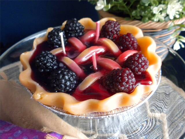 Blackberry Pie Candle - image 1