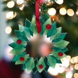 Handmade Fused Glass Wreath Ornament - Christmas Tree Decoration, Gift Box Included Secret Santa - thumbnail 2