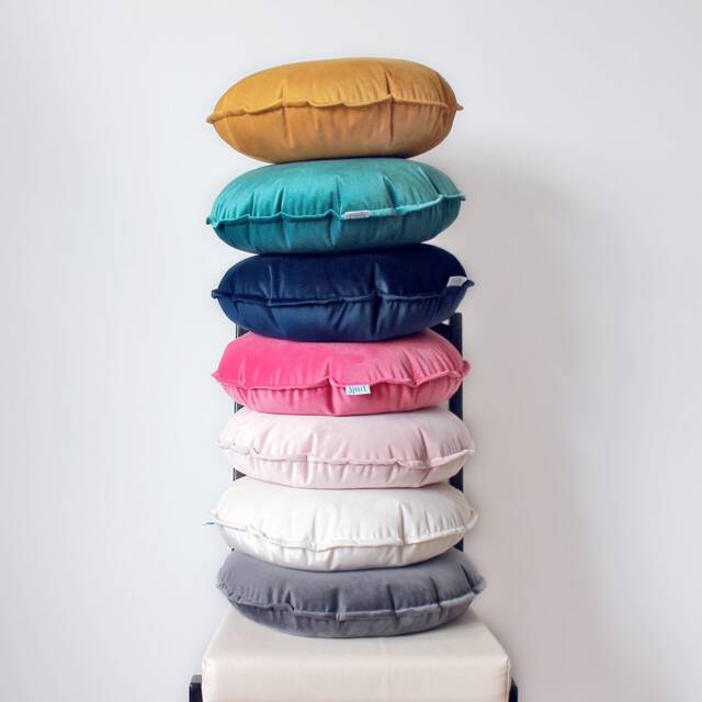 Round Velvet Pillow, Soft Accent Cushion, Throw Pillow - image 1