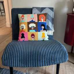 Handmade Pop-Art Girls Punch Needle Pillow Cover Embroidered Decorative Cushion - thumbnail 2