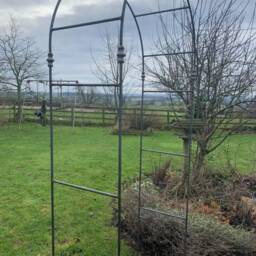 Rustic Steel Rose Arch Heavy Duty Garden Plant Support - thumbnail 3