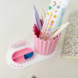 Personalized Teacher Desk Set - Colorful Organizer With First Name Original End Of School Year Gift - thumbnail 4