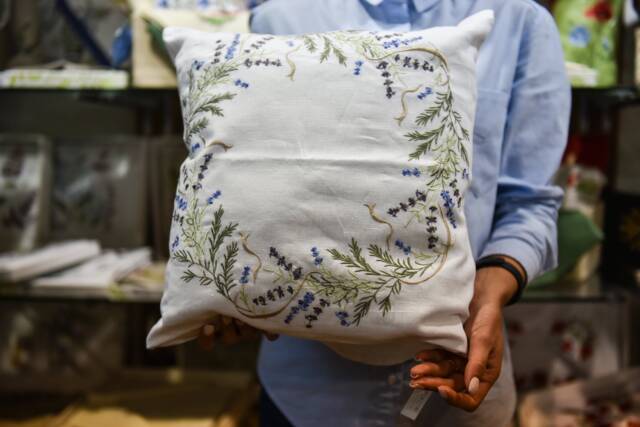 Embroidered Linen Pillowcase Floral Home Decor, Organic Fabric - 40x40 cm - image 1