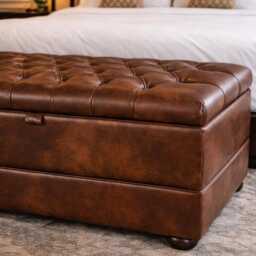 Chesterfield Style End Of Bed Storage Bedding Box Chestnut Faux Leather - thumbnail 3