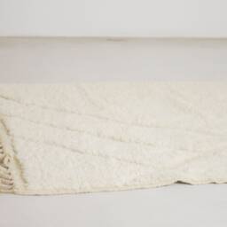 Moroccan Area Rug- Soft Beni Ourain Rug For Living Room - Solid White Tufted Berber Mid Century Modern - thumbnail 3