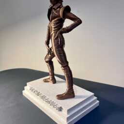 David Bowie As Ziggy Stardust Bronze Effect Statue - thumbnail 4