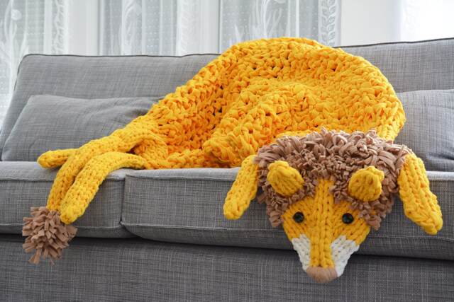 Long Lion Blanket, Rug, Fleece Animal Yellow Chunky Knit, Throw Blanket - image 1