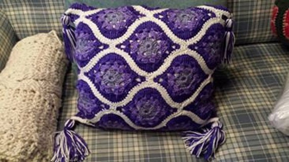 Marrakech Tiles Morracan Pillow Crochet Islamic Geometry 18 - image 1