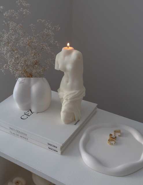Large Venus De Milo Soy Candle Greek Goddess Statue - 19cm - image 1