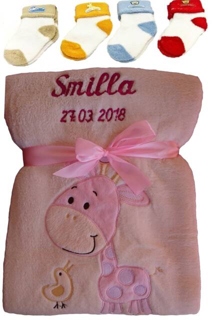 Baby Blanket Giraffe Embroidered With Name + Baby Socks - image 1