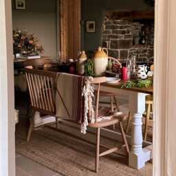 Anna's Painted Oak Spindle Bench - 2-Seater Solid Wood Kitchen Dining Seat With Back, Handmade, Farrow & Ball Finish, UK Made - thumbnail 3