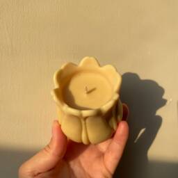 Tulip Candle - Soy Wax Floral Sculptural Spring Home Decor Handmade Decorative Flower Gift - thumbnail 2