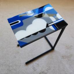 Handmade C-Shape Resin Coffee Table, Geometric Art, Metal Legs - thumbnail 3