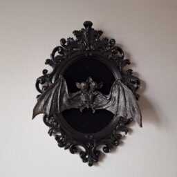 Unique Gothic Halloween Mummified Two-Headed Vampire Bat Faux Taxidermy Oval Wall Frame Home D??cor - thumbnail 3