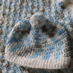Baby Blanket For Boys With Beanie Hat - thumbnail 2