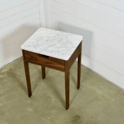 Mini Nightstand in Solid Walnut/Oak Wood & Marble - thumbnail 2
