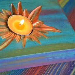 Wood Tealight Candle Holder Old Boat Style Multi Coloured Finish With Unique Coastal Cottage Carved Sunshine Centre Gold Highlighting - thumbnail 2