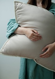 Organic King Bed Pillow Handmade Wool-Filled Cotton Sateen - Us Duty Paid