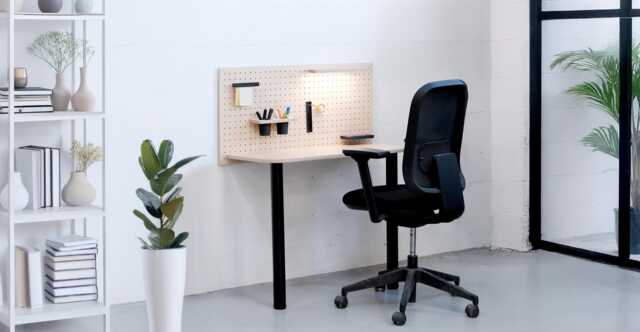 Side Desk By Quark - image 1
