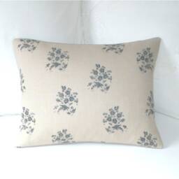 Kate Forman Agnes Cushion Cover, UK Designer Charcoal Linen, Contemporary Floral Design, Indigo & Grey, 16 X 12 - thumbnail 3