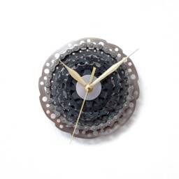Handmade Clock For Wall Made Out Of Bike Gears & Sprockets, Steampunk Art Decor, Bicycle Cycling Husband Or Boyfriend - thumbnail 2