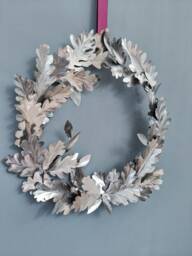 Handcrafted Silver Steel Oak Leaf Wreath - All Season Festive Decor - thumbnail 1