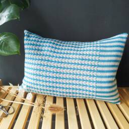 Handwoven Cushion Cover - thumbnail 2