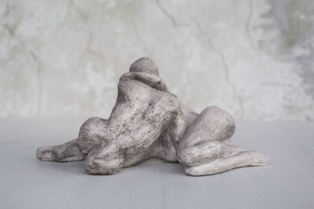 Sensual Touch - Man & Woman Sculpture - image 1