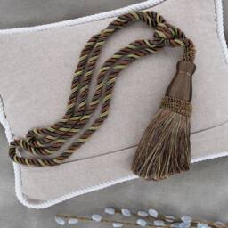"D??copro Tassel Tieback, Length 8 1/2"" - 21.5cm, Spread 30" - thumbnail 3