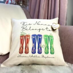 Custom Vase Gift For Mum , Mothers Day Gift, Birthday Personalized Wellie Jug, Personalised Vase, Nan Gifts, Gifts - thumbnail 3