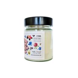Juliet's Balcony Soy Wax Candle - thumbnail 3