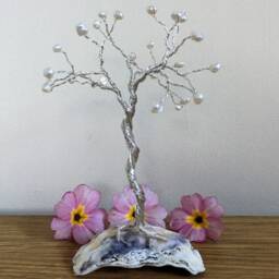 Small Pearl Tree Sculpture. Wedding Anniversary Gift. 30Th & Oyster Mini Wire Ornament. Silver Plated - thumbnail 4
